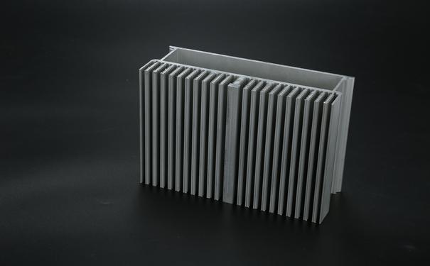 密齒鋁型材散熱器